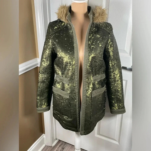 Express Green Sequin Parka With Fur Lining ✨ size Small‎ - Picture 10 of 13